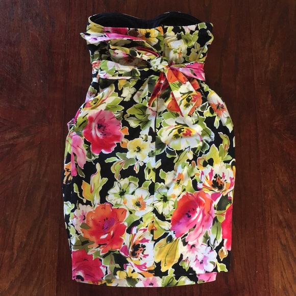 Snap Floral Mini Dress - Picture 2 of 4